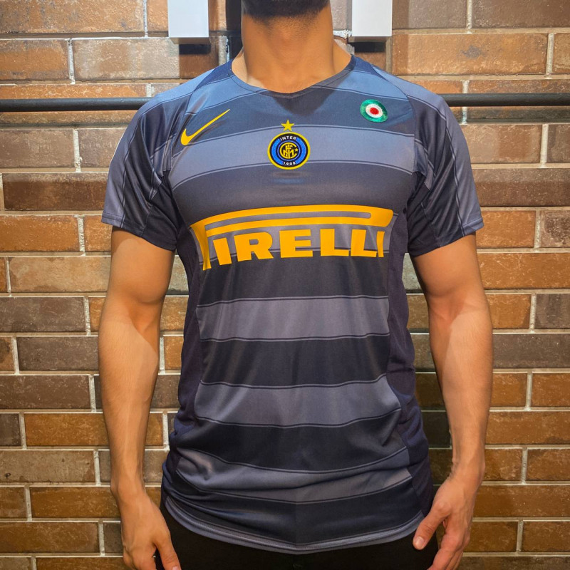 Inter Milan Away Third Jersey 2004/2005 Matador Design